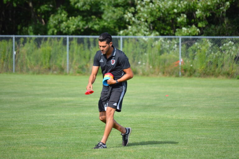 Nadir Moumen – DMV FC